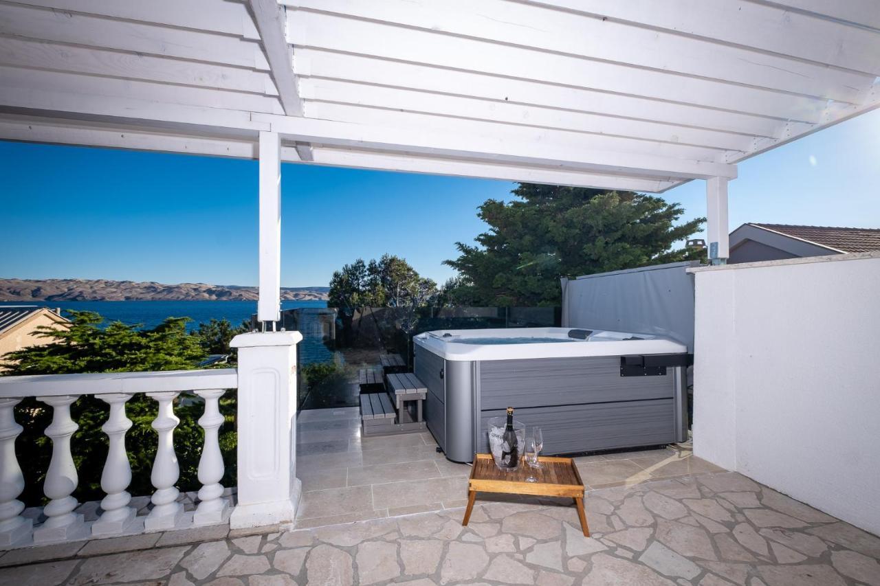 House Petra On The Beach-Sea Cesarica Εξωτερικό φωτογραφία