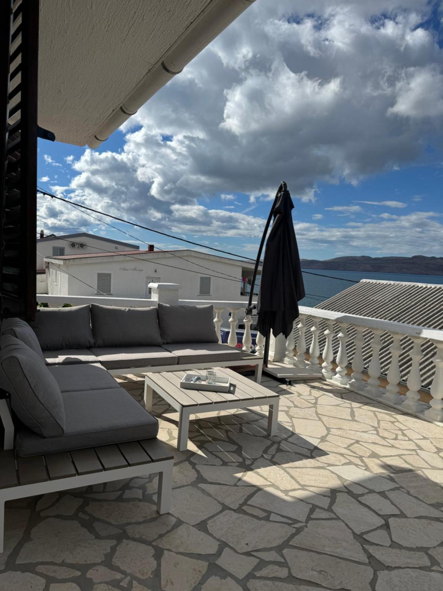 House Petra On The Beach-Sea Cesarica Εξωτερικό φωτογραφία